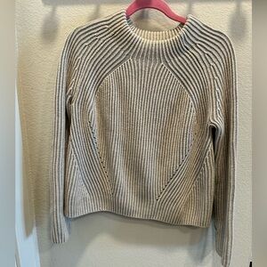 Athleta XS Sweater